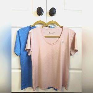 Under Armour HEATGEAR Athletic V-Neck Tees (2) Size Small, Excellent🌹